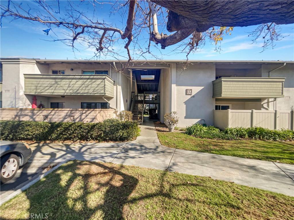 Huntington Beach, CA 92646,8566 Van Ness CT #24F