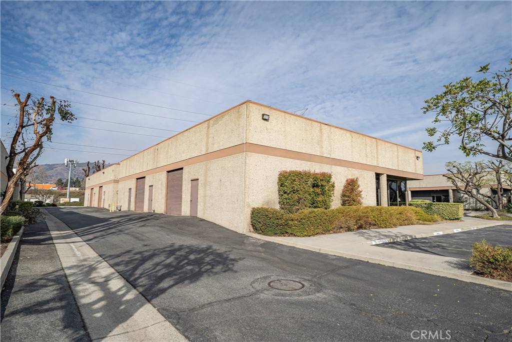 San Dimas, CA 91773,942 N Amelia AVE