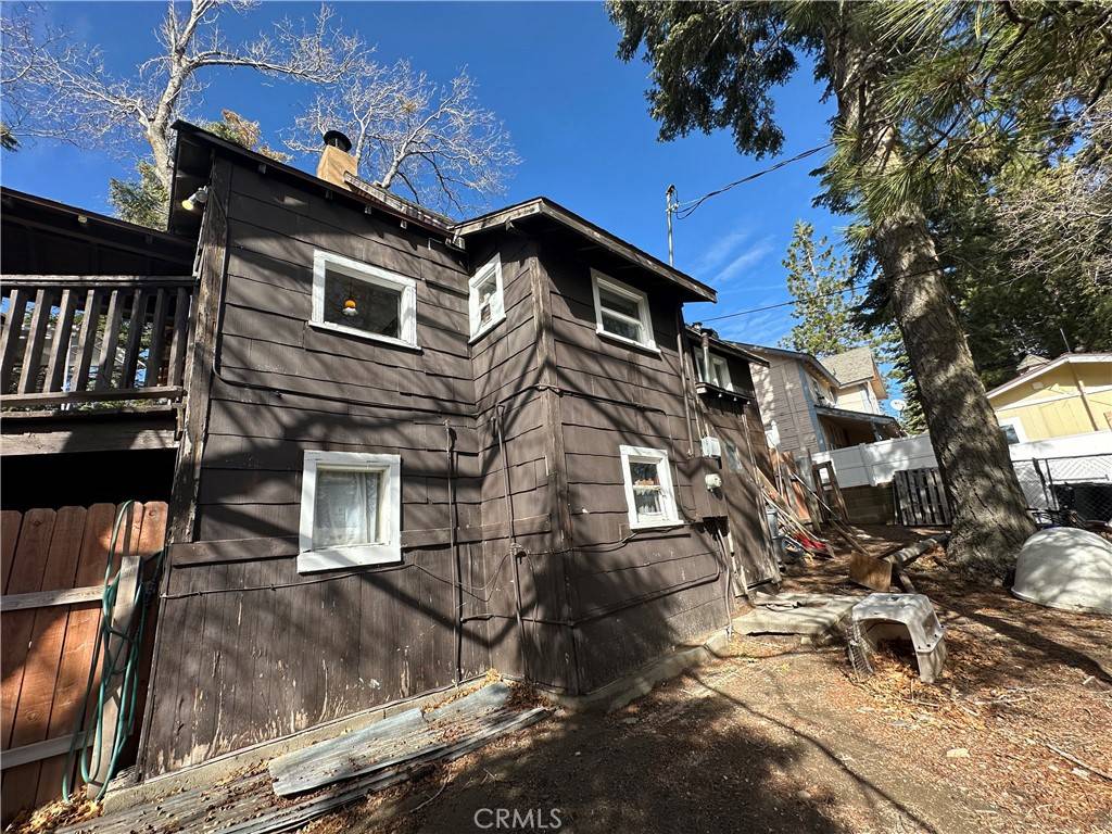 Twin Peaks, CA 92391,292 Grandview