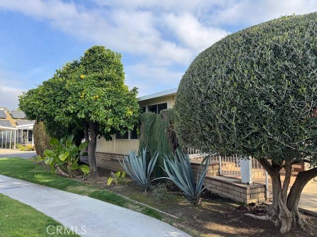 Placentia, CA 92870,300 Ridgelake DR #46