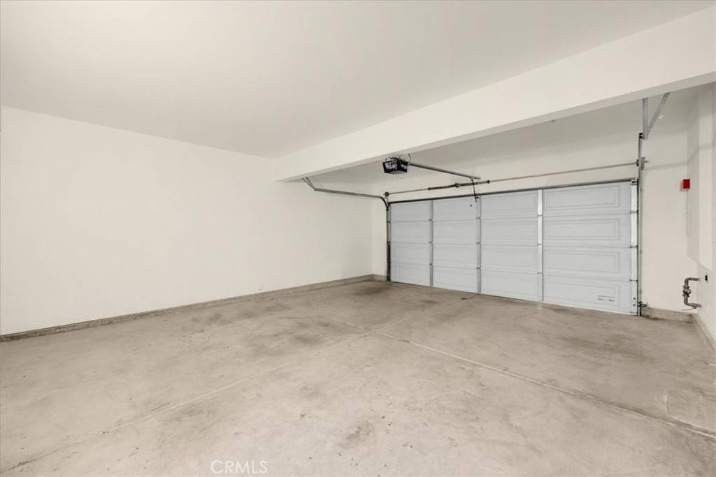 Stanton, CA 90680,8064 Ravenna LN