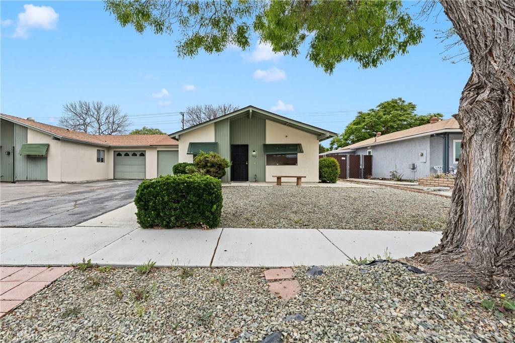 Hemet, CA 92545,582 Toledo DR