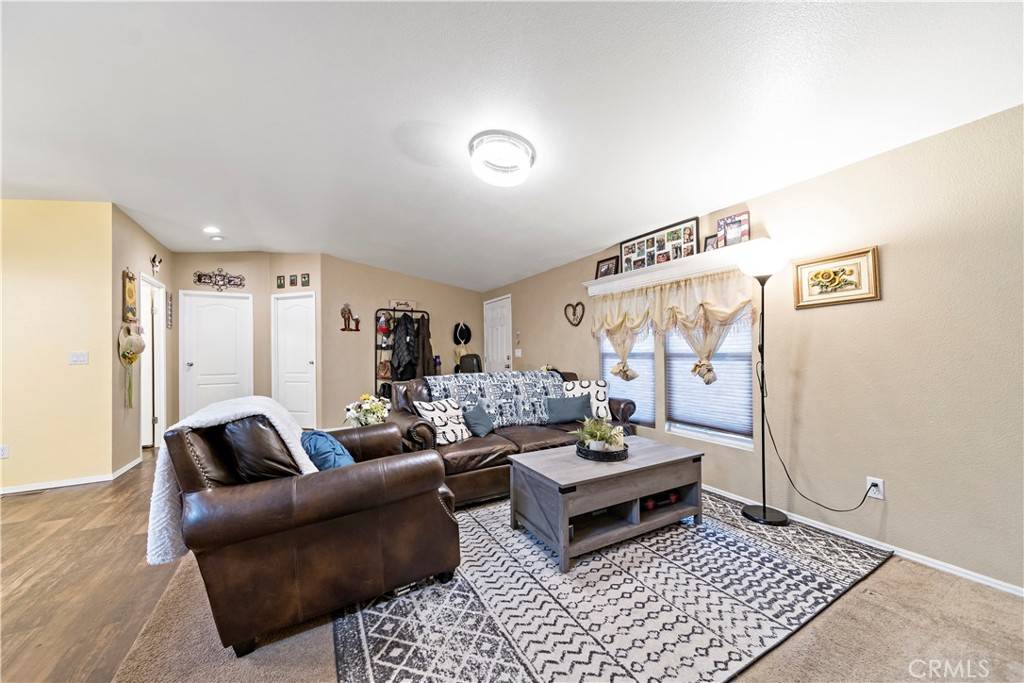 La Verne, CA 91750,2755 Arrow HWY #106
