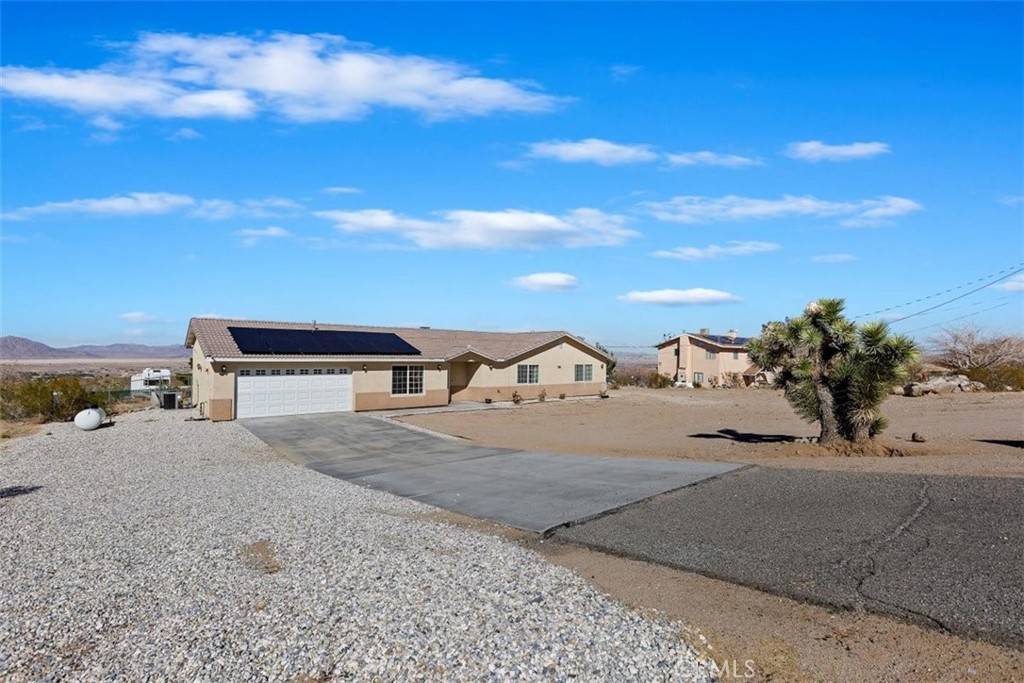 Lucerne Valley, CA 92356,32776 Zircon RD