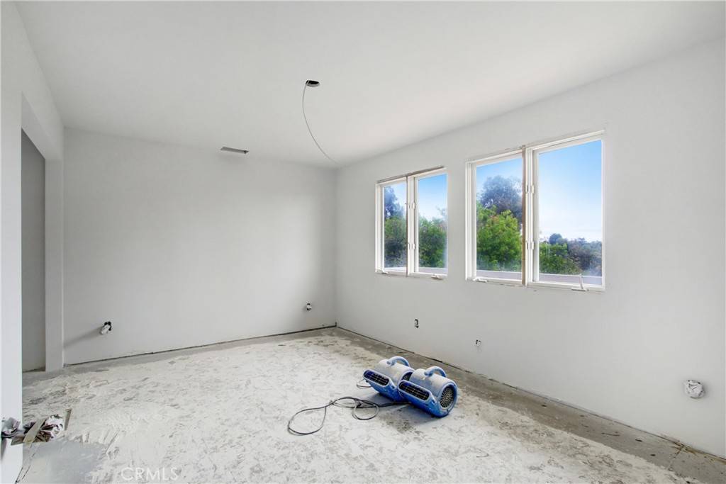 Pacific Palisades, CA 90272,1330 San Remo DR