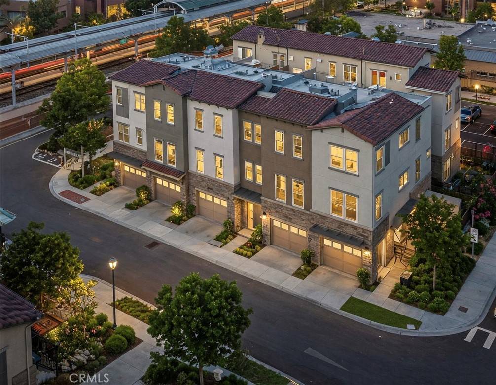 La Verne, CA 91750,2122 E ST