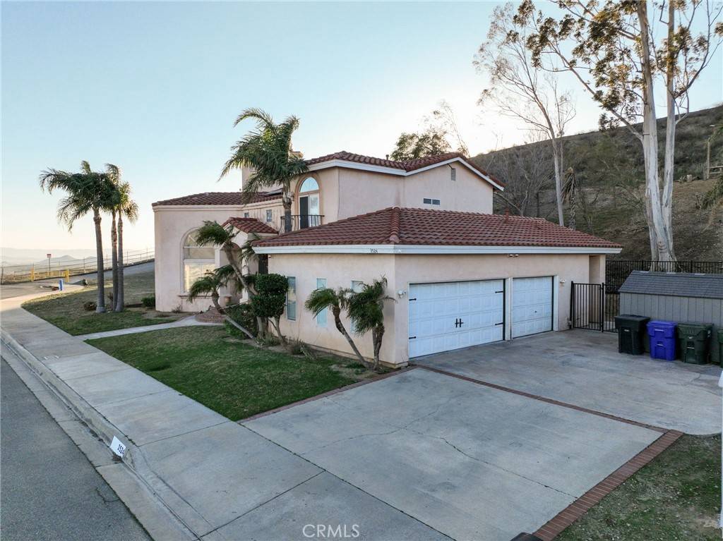San Bernardino, CA 92407,3524 Ridge Line DR