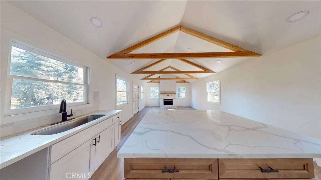 28487 Altamont CT Lake Arrowhead, CA 92352