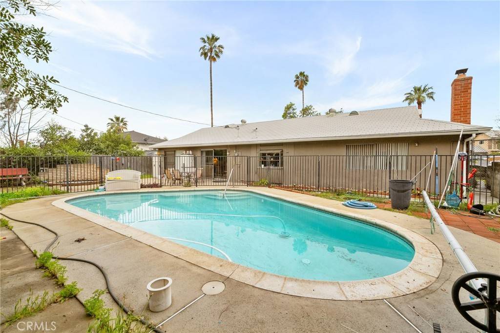 Highland, CA 92346,5635 Stanton AVE