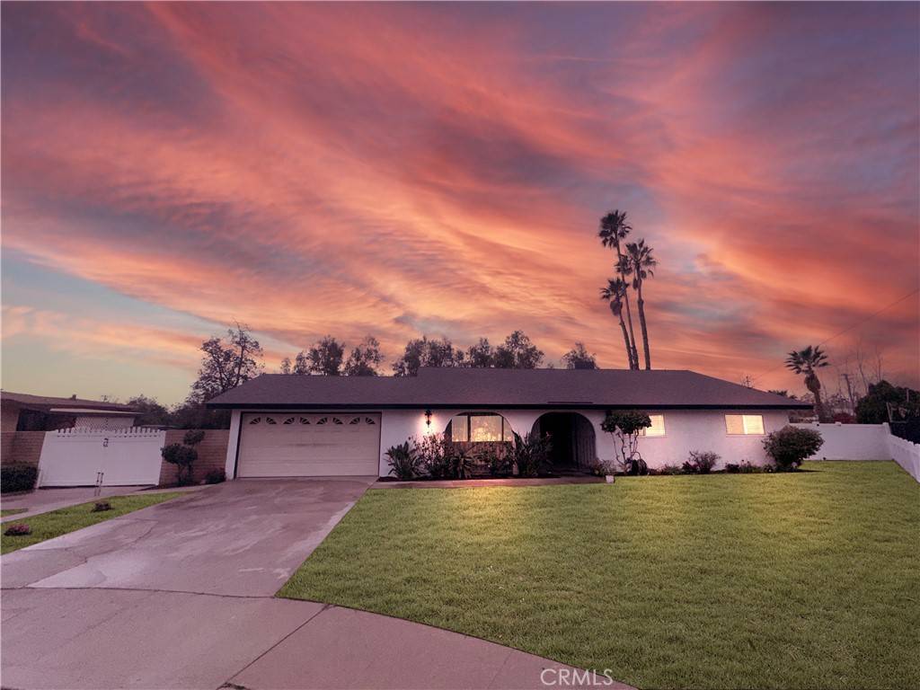 Fontana, CA 92335,17545 Filbert ST