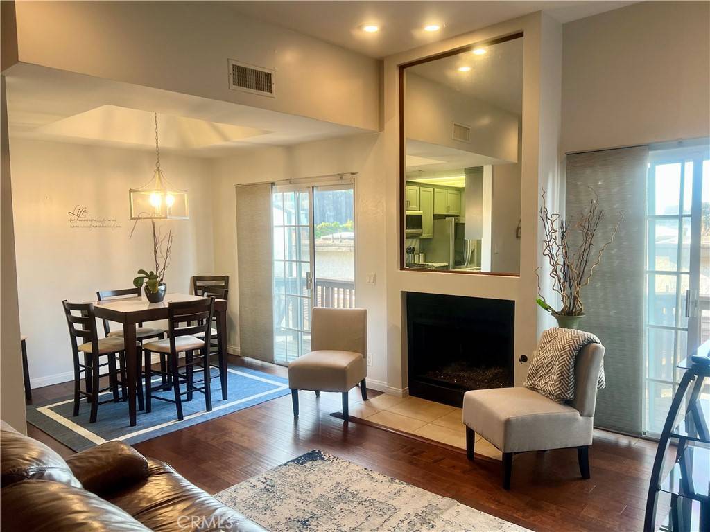 View Park, CA 90008,3800 Stocker ST #19