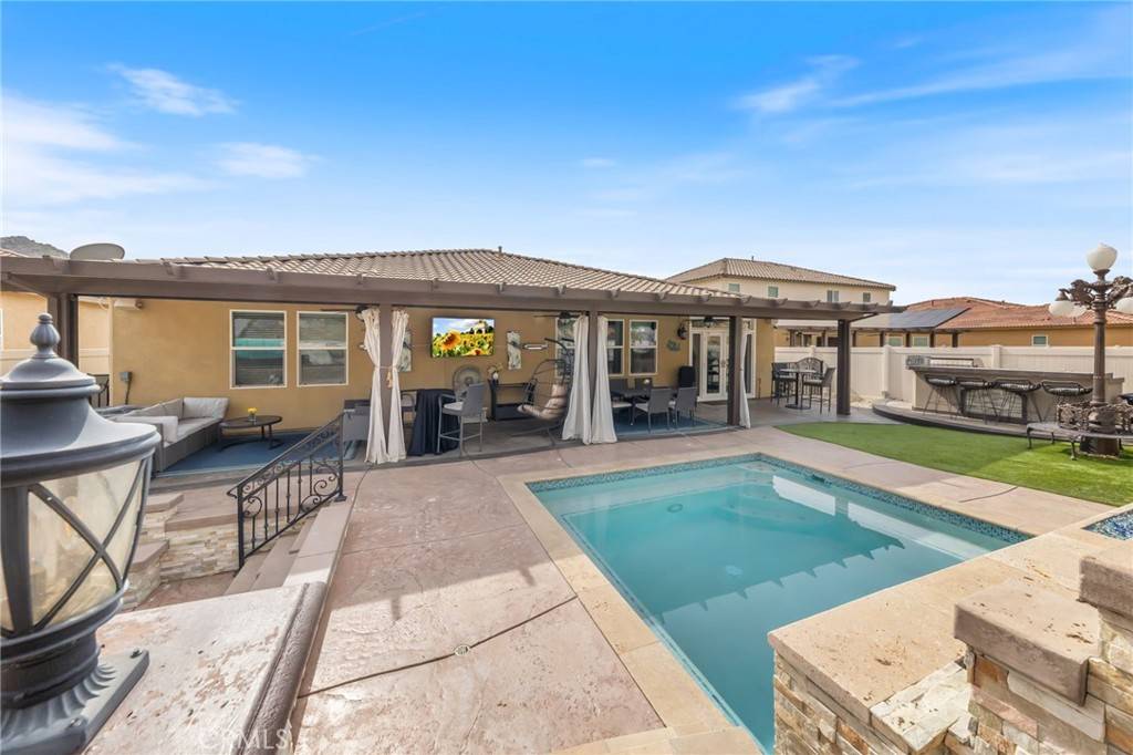 Riverside, CA 92507,20900 Center ST