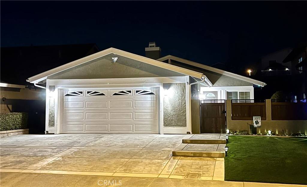 Mission Viejo, CA 92692,24572 Sadaba
