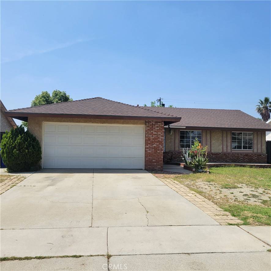 Fontana, CA 92336,17435 Ramona AVE