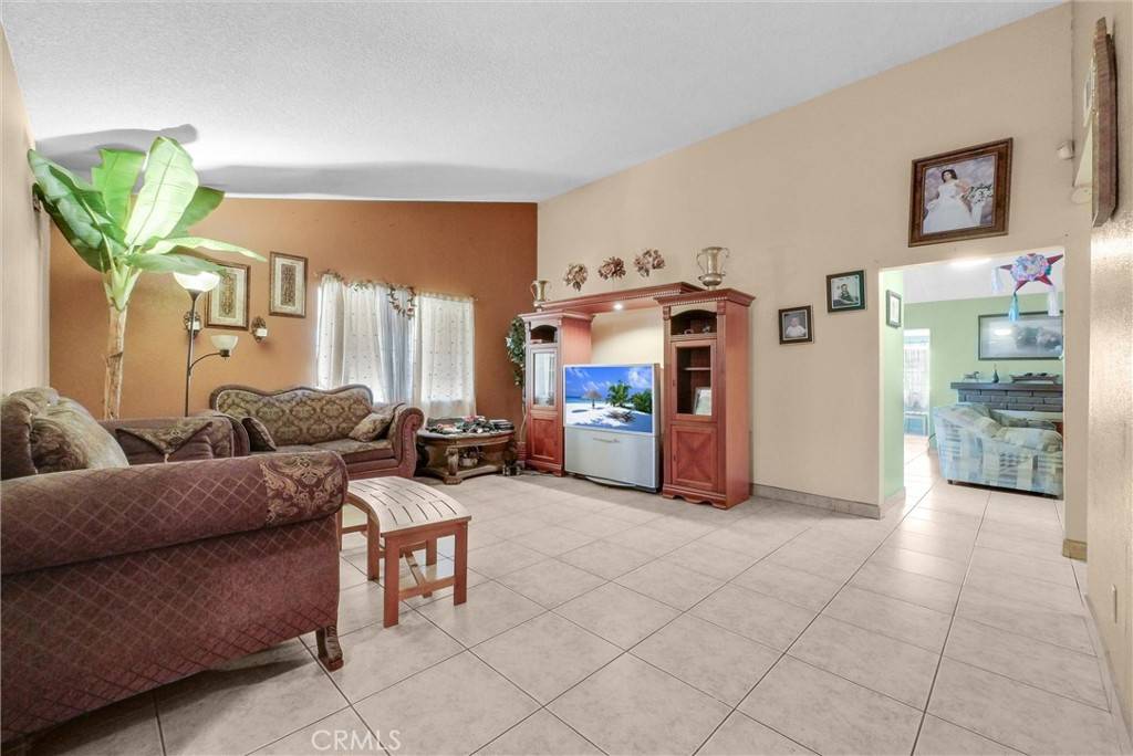 Moreno Valley, CA 92553,22690 Bay AVE