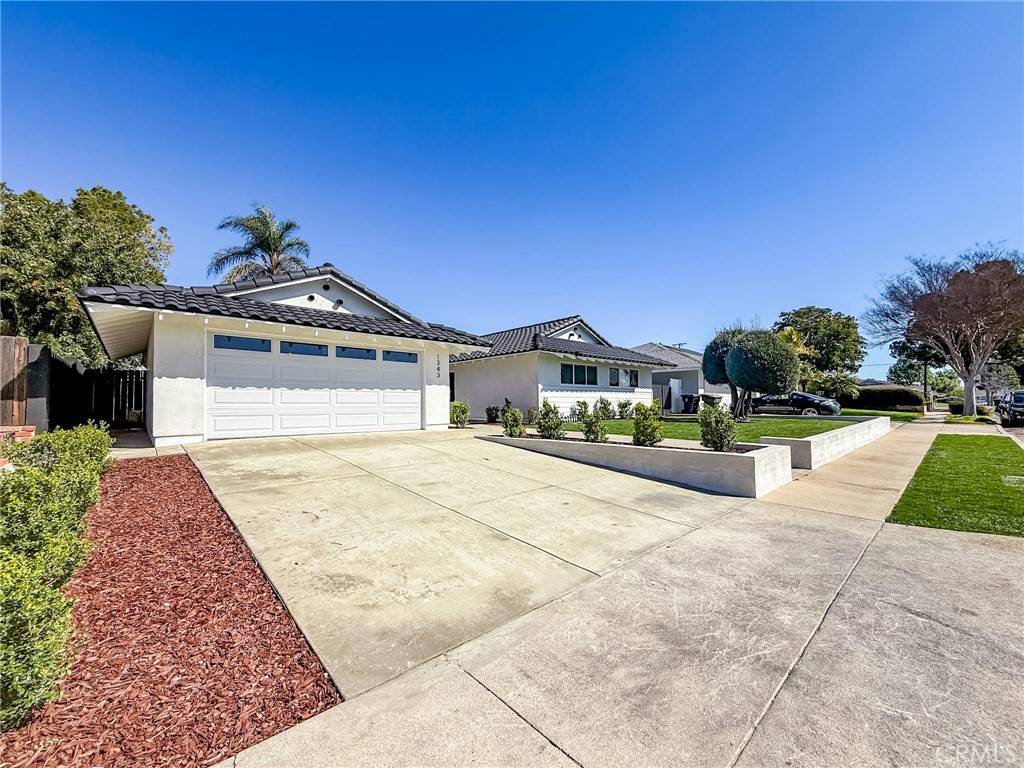 Placentia, CA 92870,1343 Sao Paulo AVE