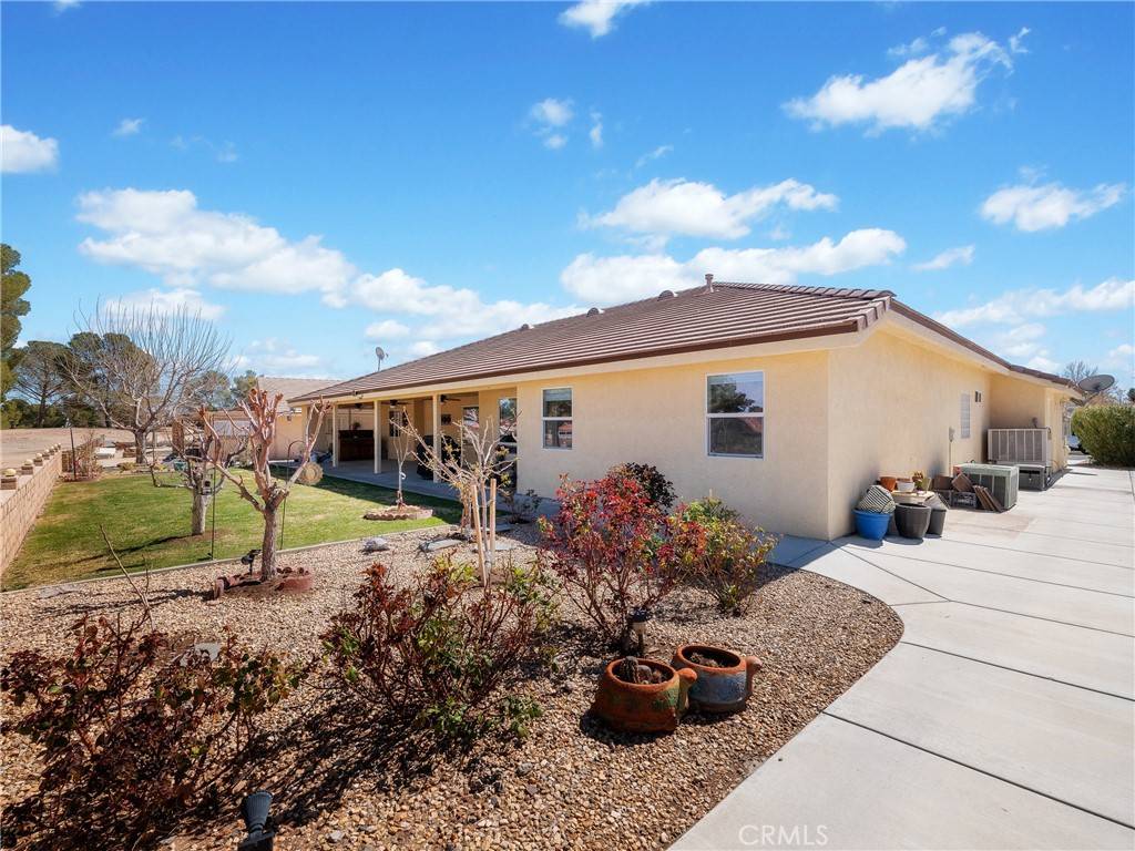 Helendale, CA 92342,27870 Jasmine LN