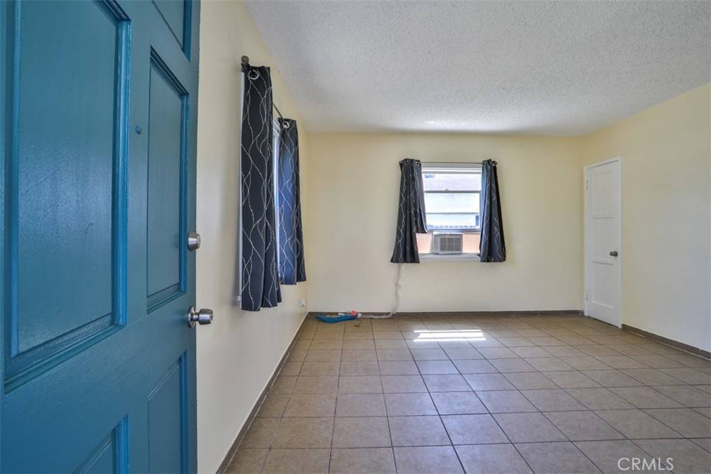 Riverside, CA 92507,4027 Dwight AVE