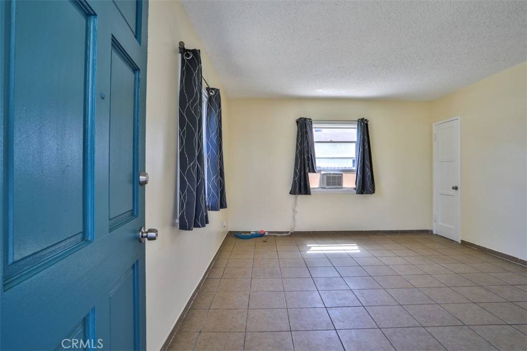 Riverside, CA 92507,4027 Dwight AVE