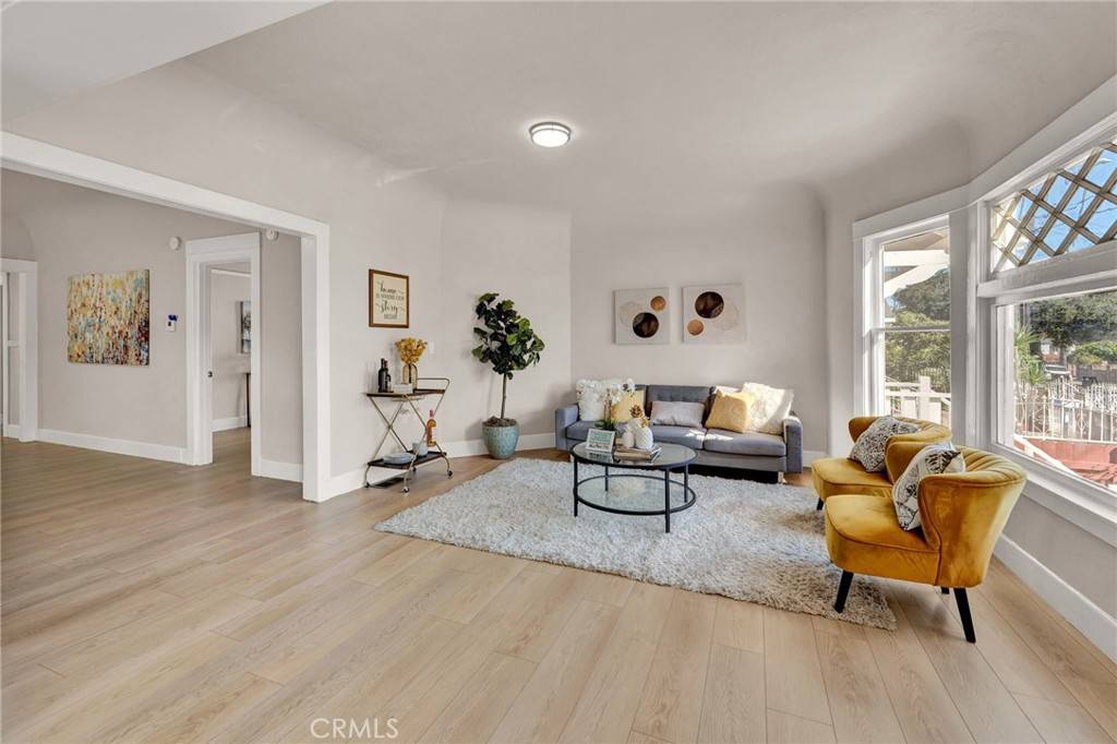 Los Angeles, CA 90042,225 N Avenue 57