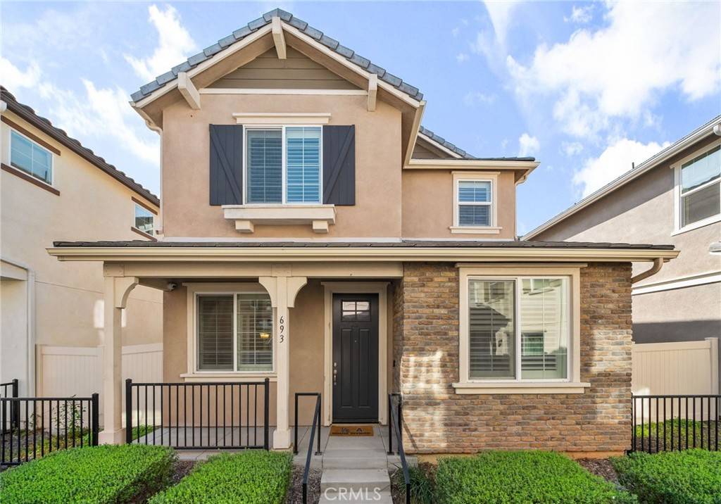 Rialto, CA 92376,693 S Clementine LN