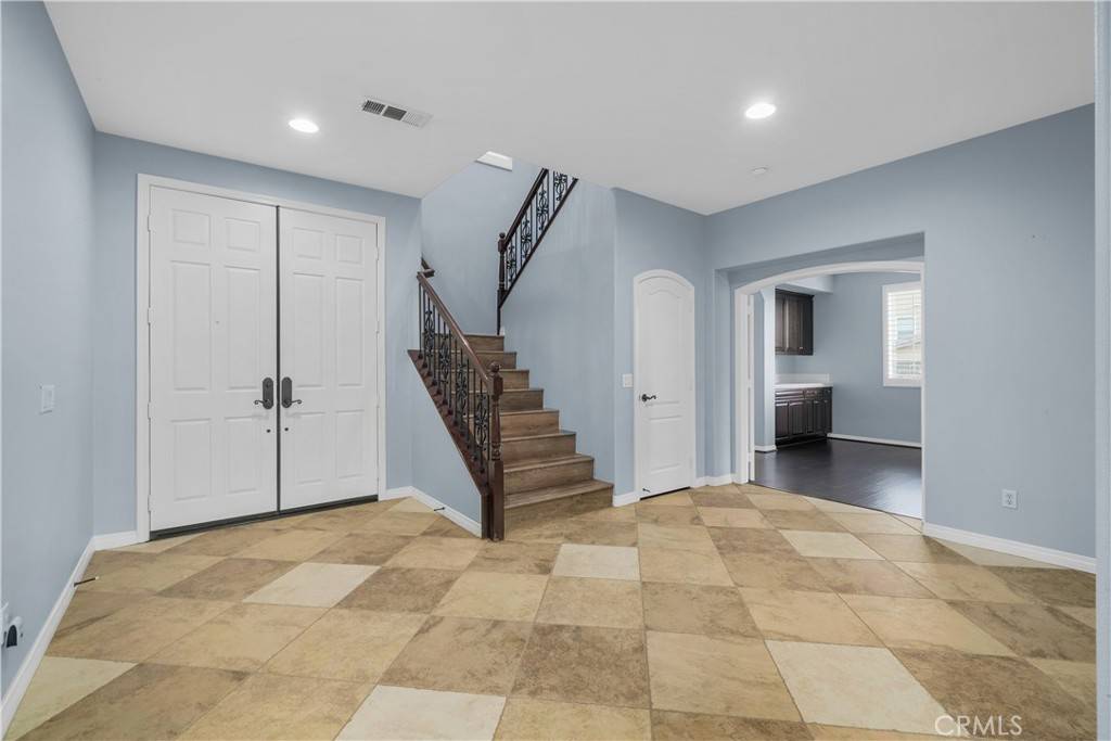 Yucaipa, CA 92399,33740 Old Trail DR