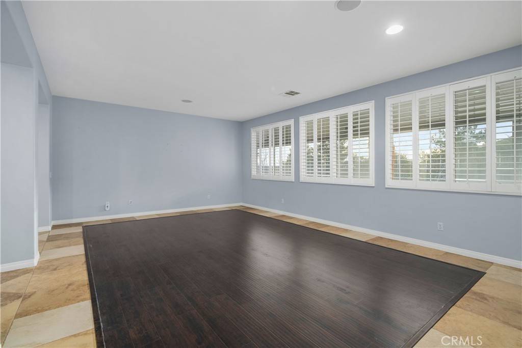 Yucaipa, CA 92399,33740 Old Trail DR