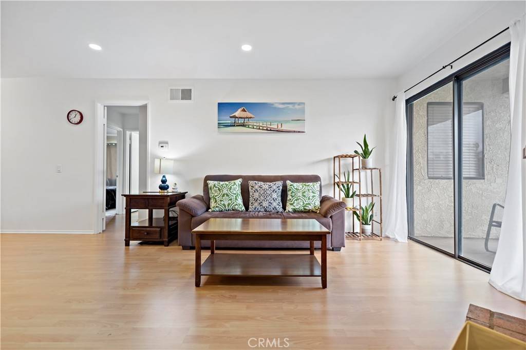 Brea, CA 92821,173 S Poplar AVE #15