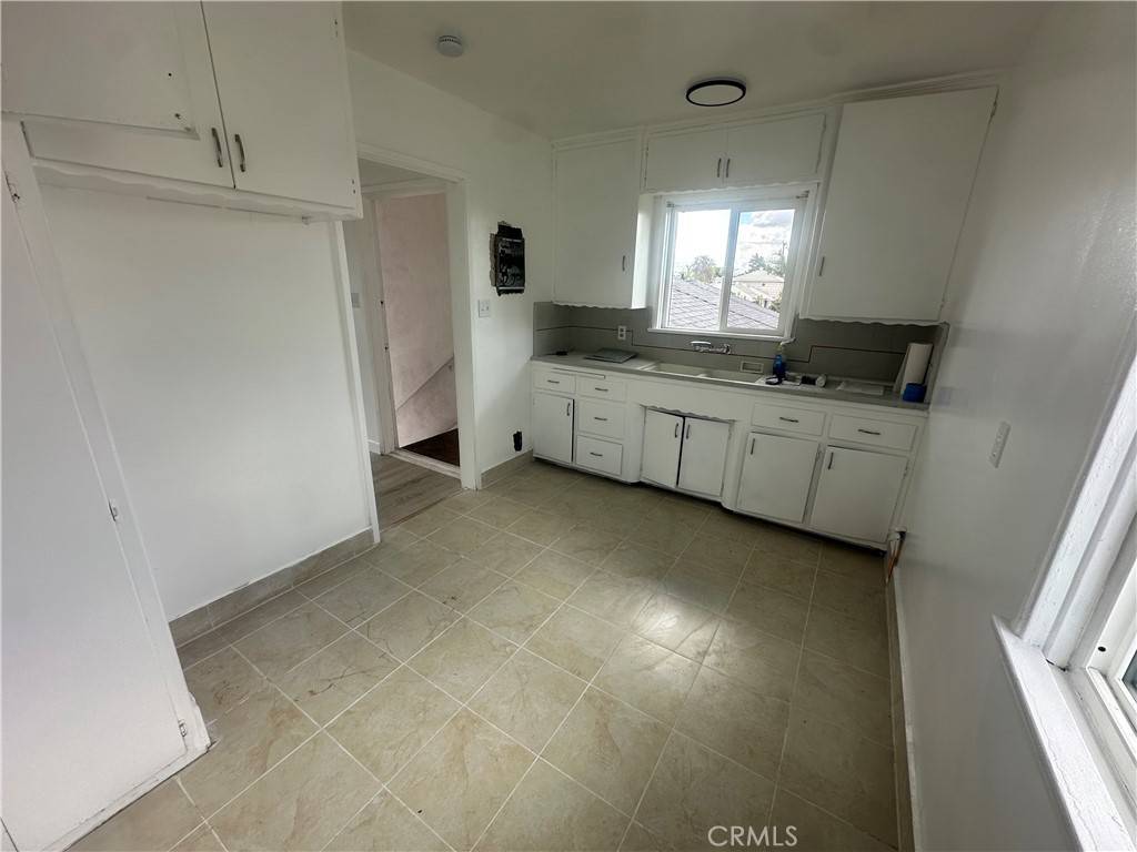 Montebello, CA 90640,215 7th ST