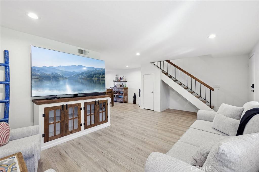 San Dimas, CA 91773,714 Briarwood LN