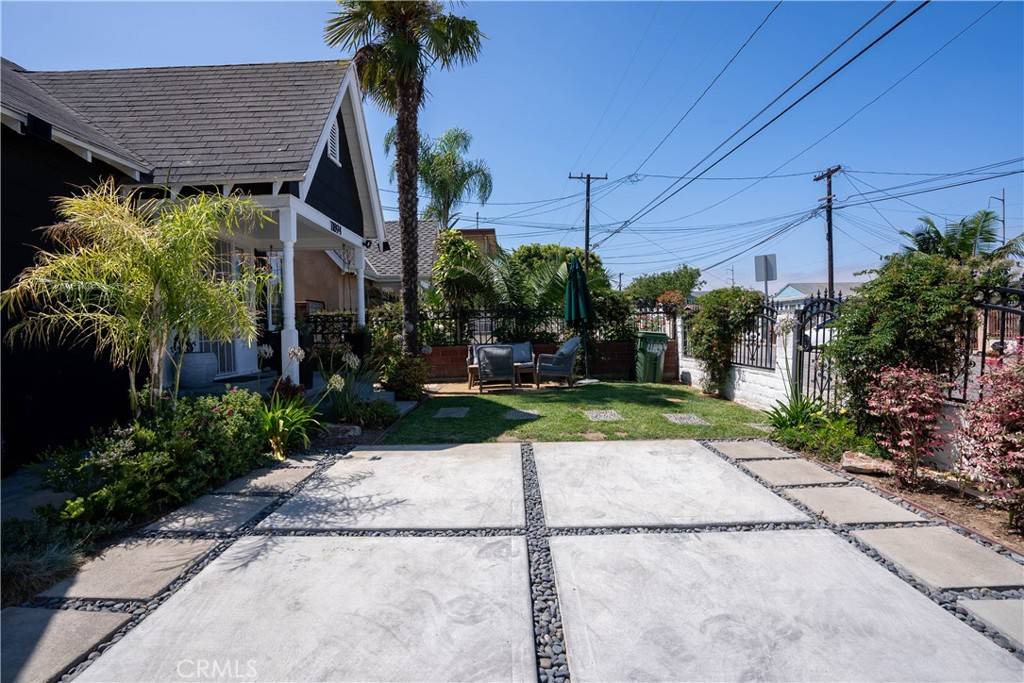 Hawthorne, CA 90250,11894 Truro AVE