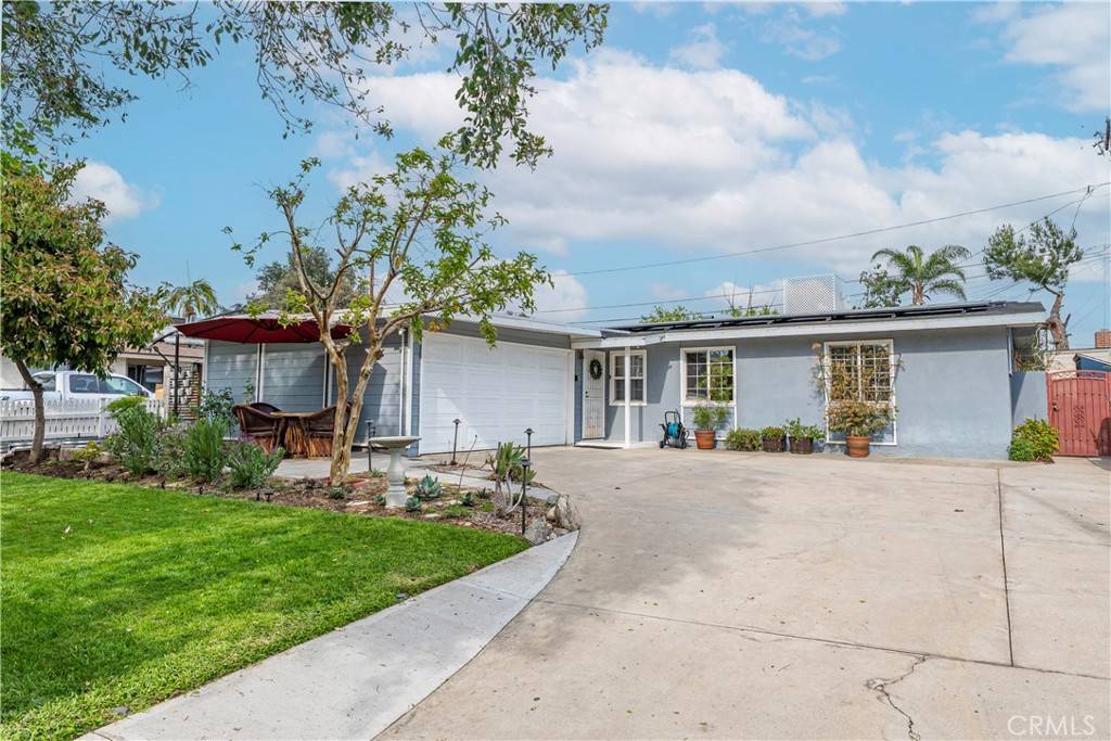 Azusa, CA 91702,226 N Twintree AVE