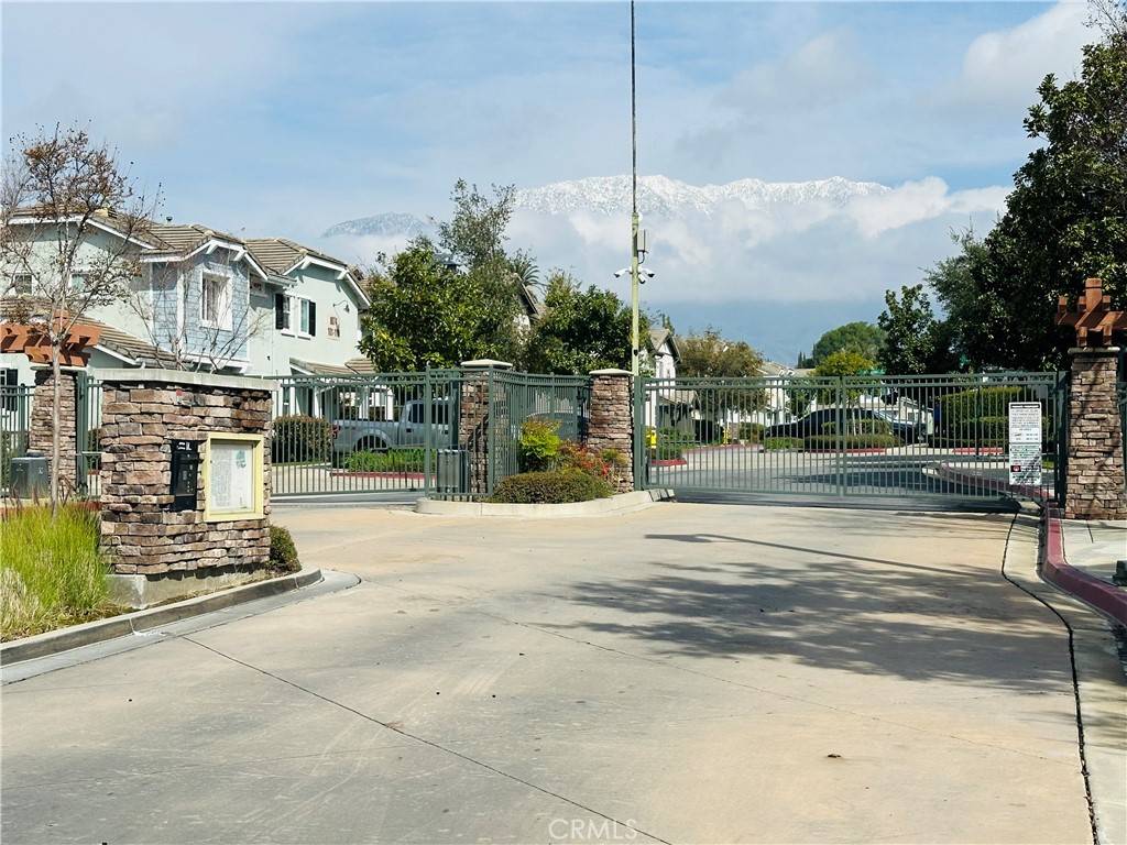 Rancho Cucamonga, CA 91730,9442 Jack Rabbit DR #108
