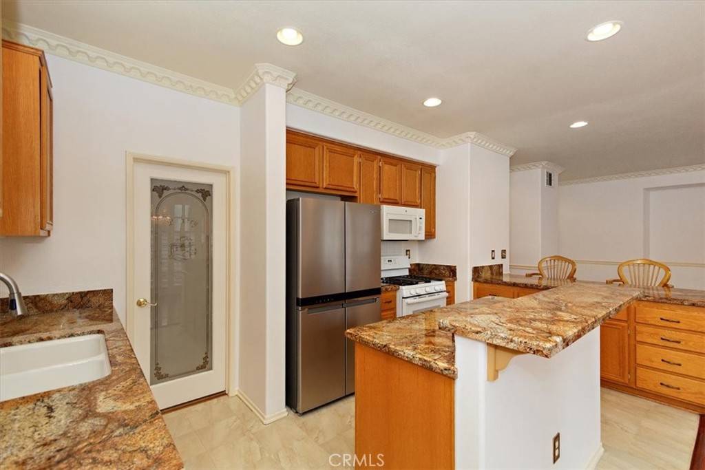 17539 Persimmon DR Carson, CA 90746