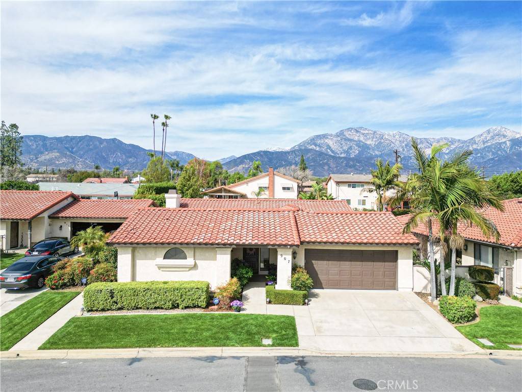 Upland, CA 91784,907 Calle Del Sol