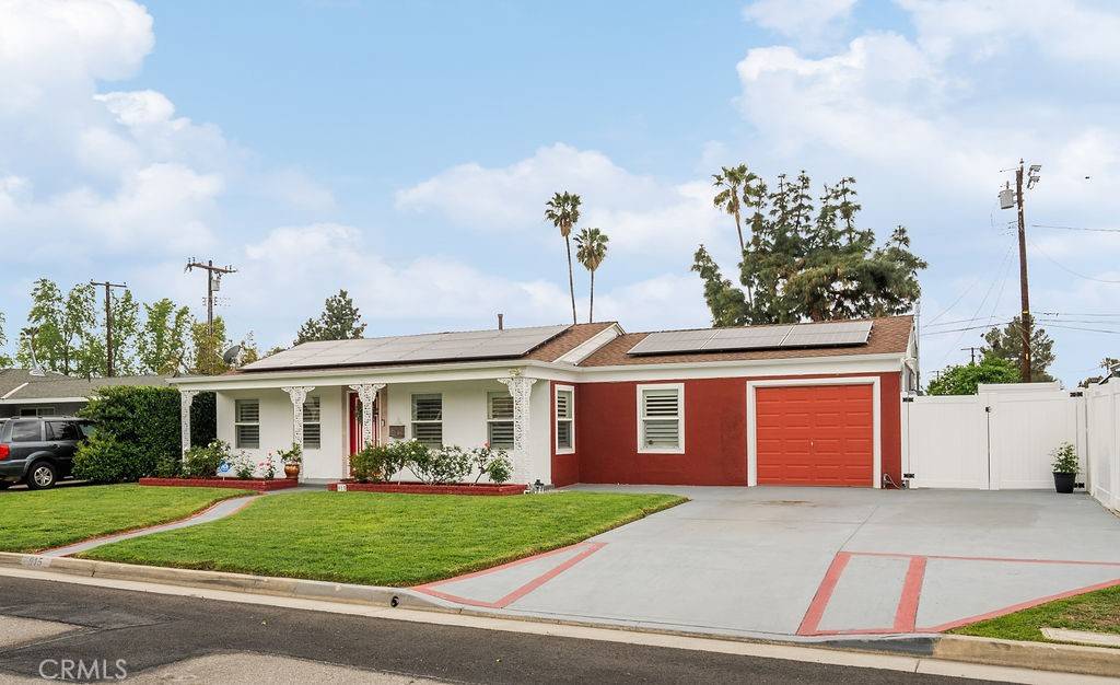 Glendora, CA 91740,915 S Danehurst AVE