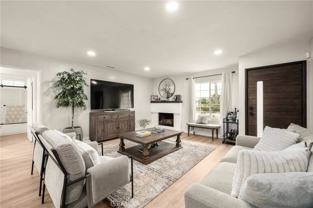 Pomona, CA 91768,1441 Douglass DR
