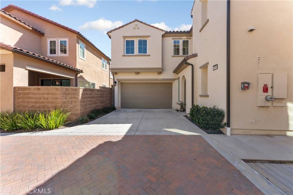 Porter Ranch, CA 91326,20818 W Acorn Cir