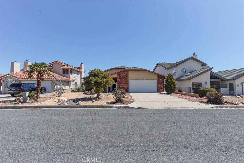 Victorville, CA 92395,13075 Palos Grande DR