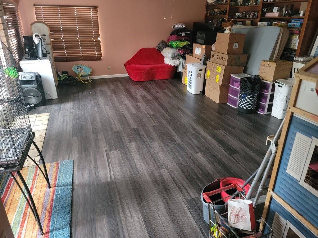 Fontana, CA 92335,17641 Vine CT