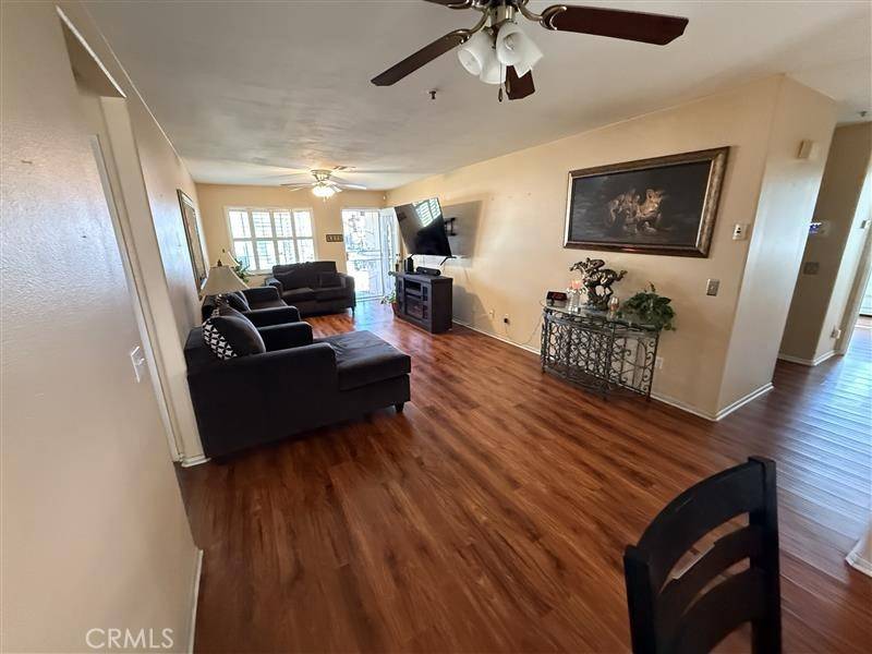 Fontana, CA 92335,15942 DIANTHUS CT