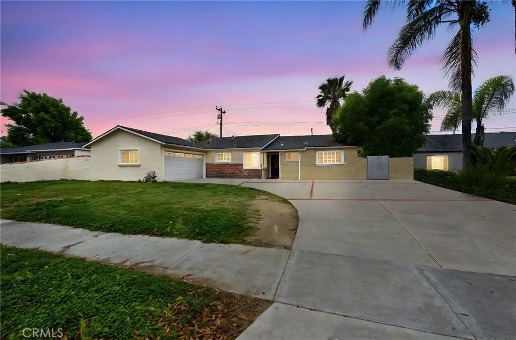 Upland, CA 91786,1432 Felicita