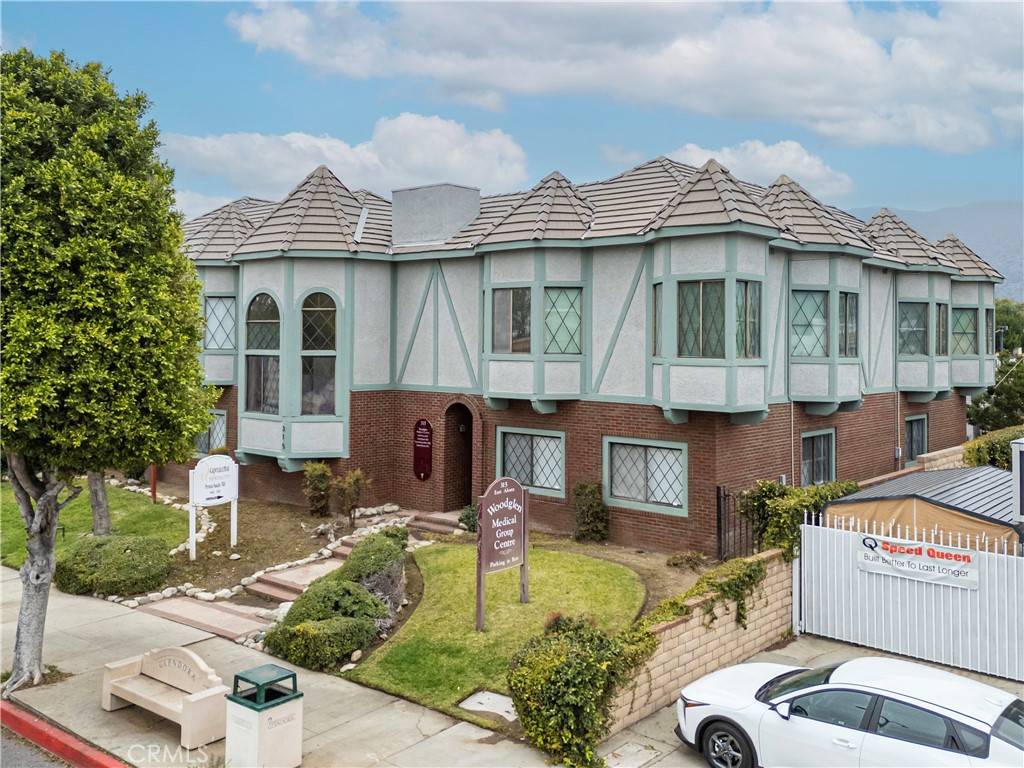 Glendora, CA 91740,315 E Route 66 #101