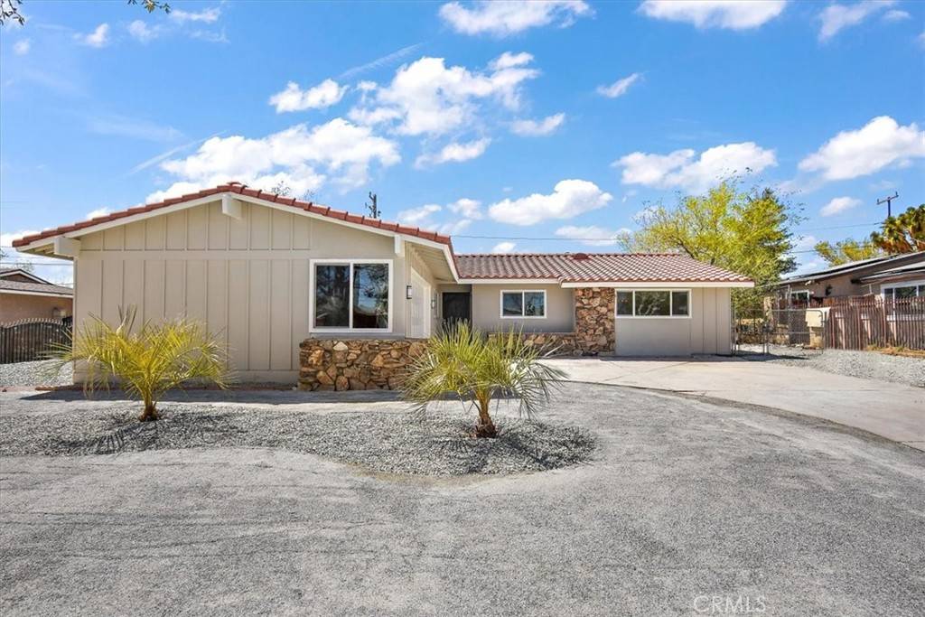 Victorville, CA 92395,15668 Inyo ST