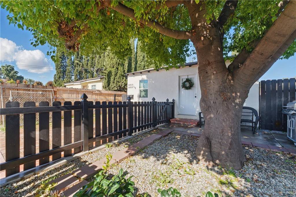 Paramount, CA 90723,16313 Hunsaker AVE