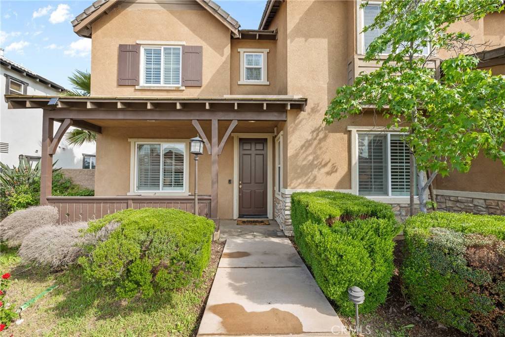 Eastvale, CA 92880,8574 Lourenco
