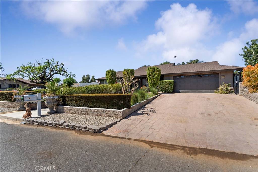 Jurupa Valley, CA 92509,5451 Colt LN