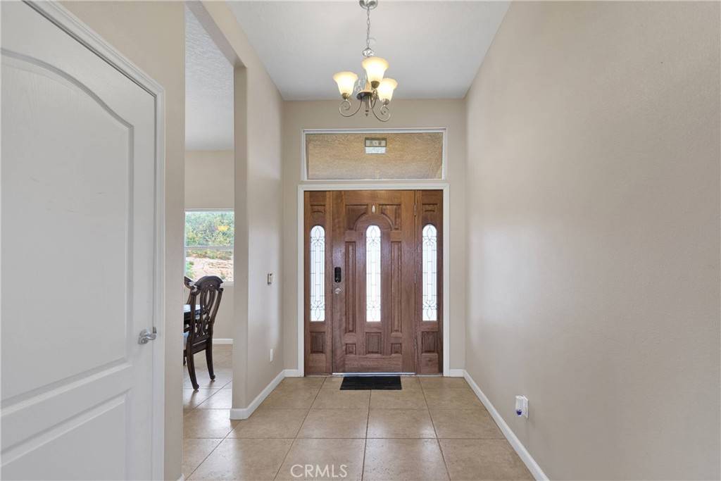 Oak Hills, CA 92344,5378 Bellflower ST
