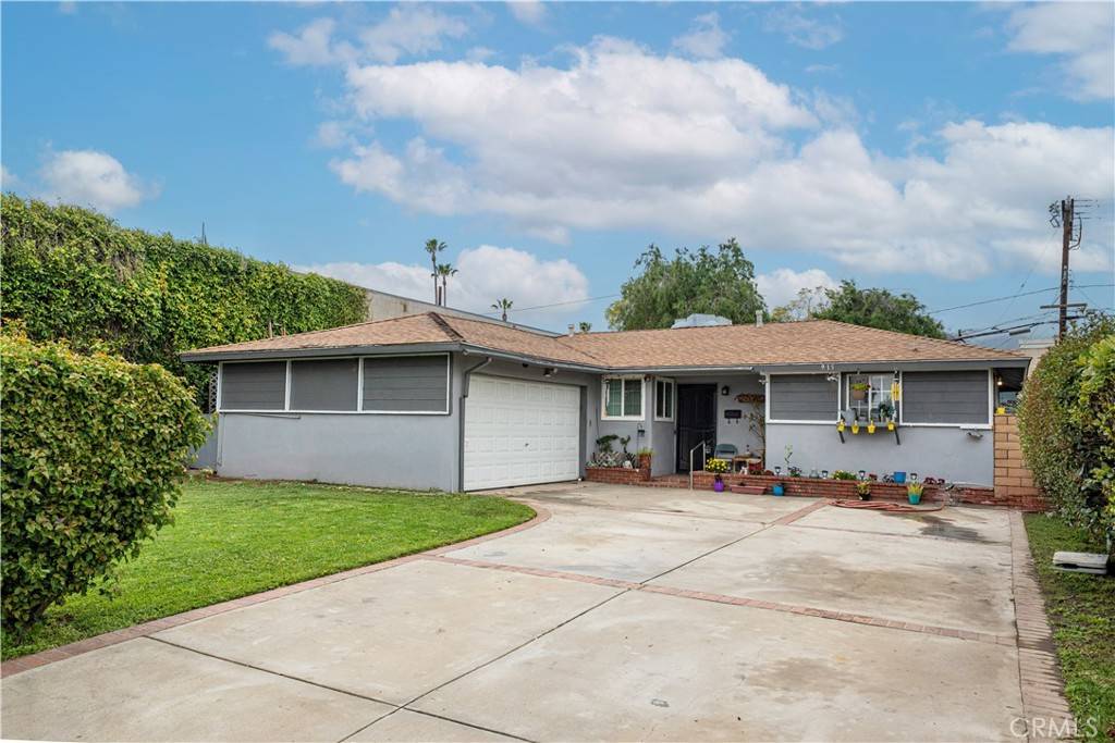 Azusa, CA 91702,915 E Hollyvale ST