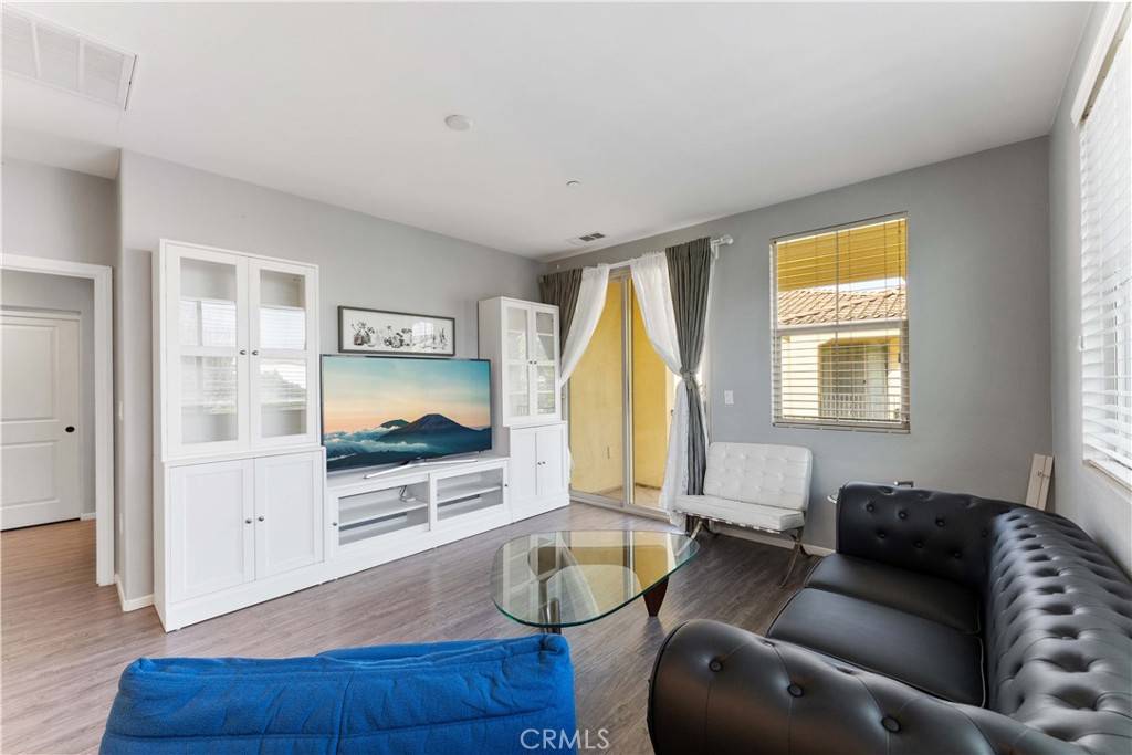 Ontario, CA 91761,3350 E Yountville DR #14